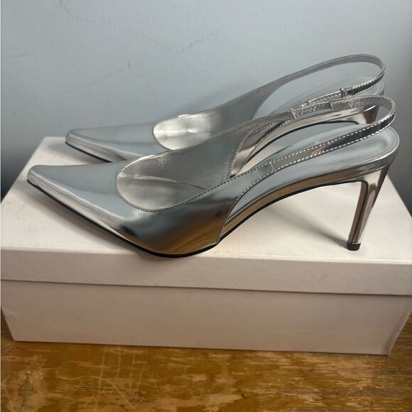 Raye Bobby Pump in Silver size 7 NEW IN BOX - Picture 11 of 12